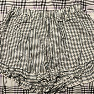American Eagle Ruffle Soft Shorts